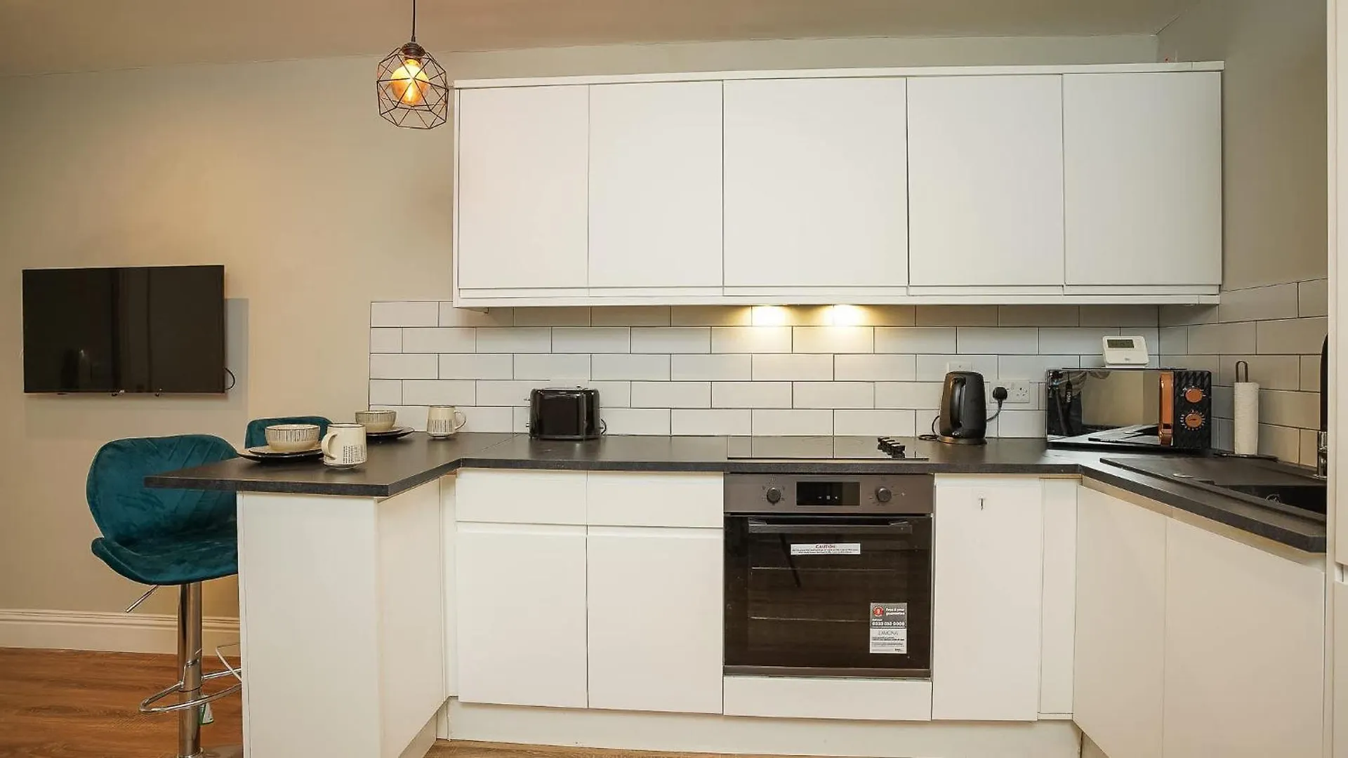 1 Bedroom Apartment With Bath Belfast